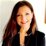 Con oltre 20 anni di esperienza in formazione e coaching, aiuto bambini e ragazzi a studiare con metodo e fiducia